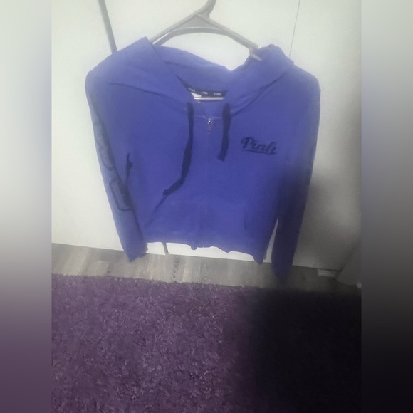 ✨PINK Victoria's Secret Purple Hoodie - Picture 1 of 1
